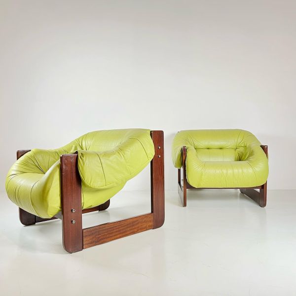 Os móveis de Cristiano Ross são do perío - do modernista brasileiro.