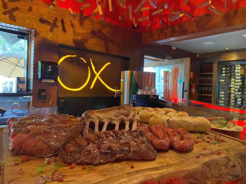 OX Room Steakhouse servirá cortes nobres na parrilla, sobremesa e drink especial para o Dia dos Pais (Foto: Pezzi Comunicação/Divulgação)