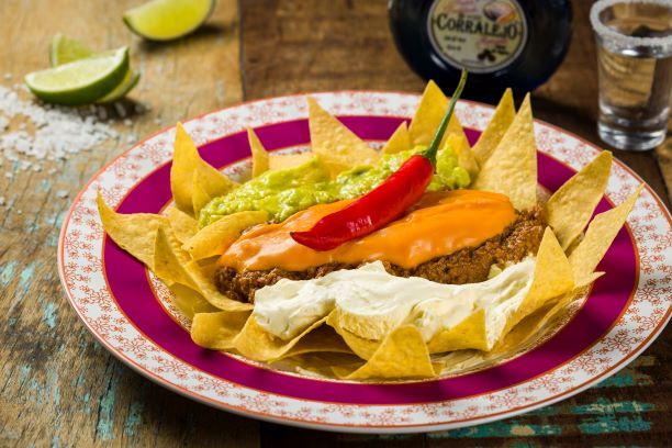 nachos concorrientes zapata mexican bar réveillon em curitiba - bar
